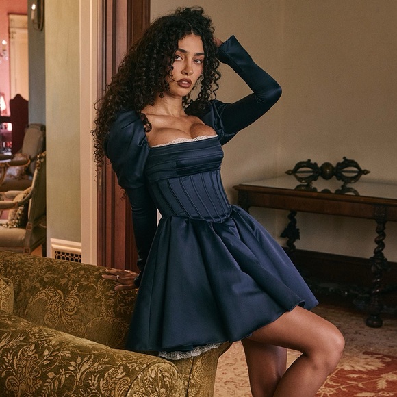 House of CB Elegant Navy Long Sleeve Dress - Picture 1 of 11